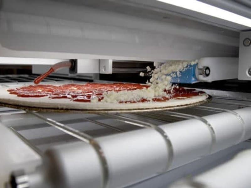 Picnic Pizza Assembly System