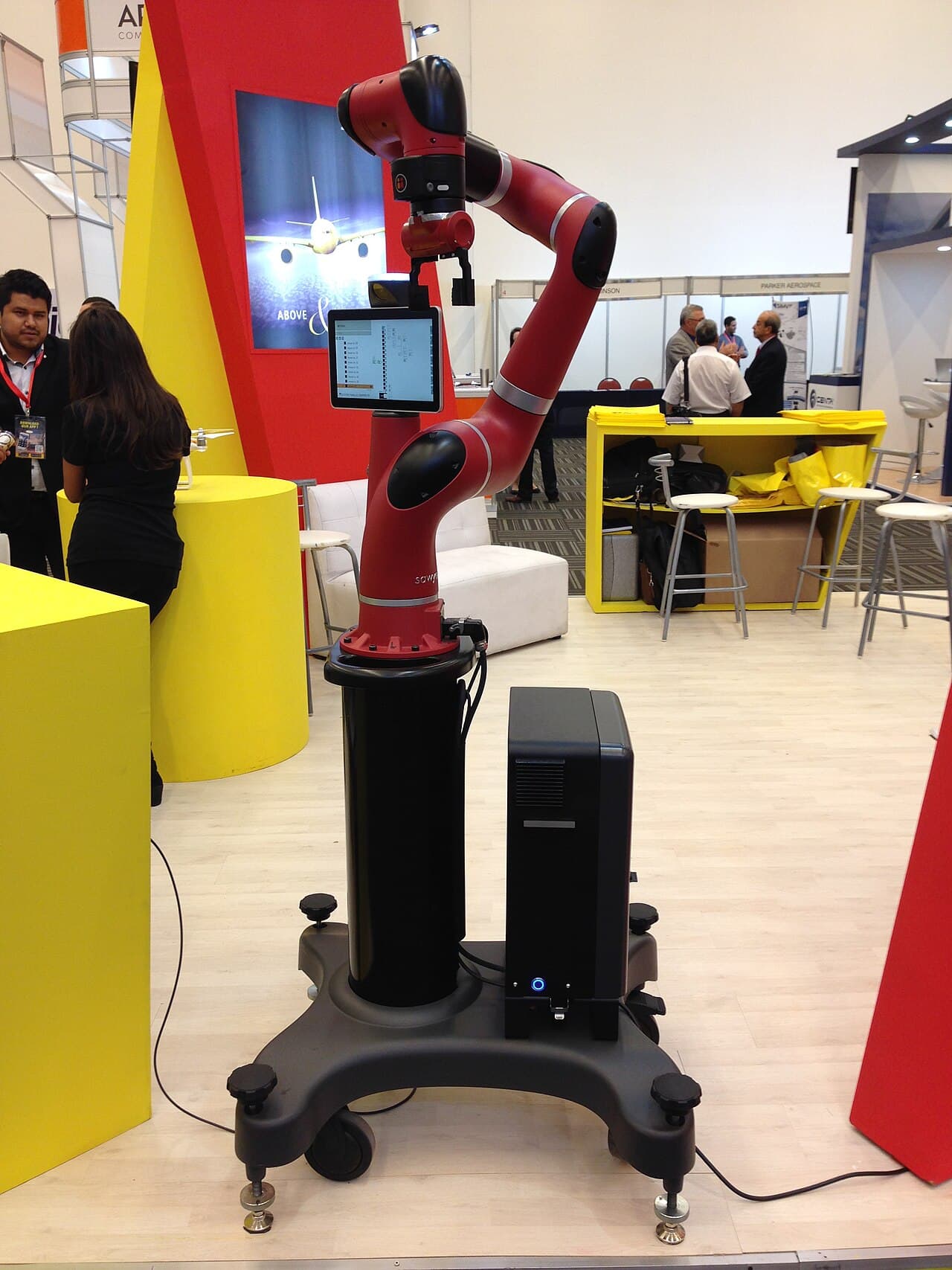 DHL Commits to 5,000 AMR Deployment Across Global Warehouses — Largest Single Logistics Robot Contract